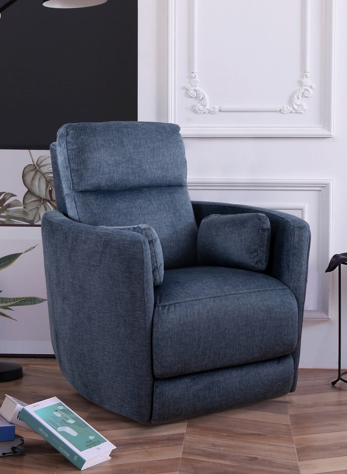 Recliner with Lumbar Pillow